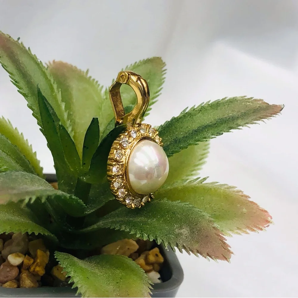 Vintage Signed Roman Cabochon Pendant - Picture 3 of 16